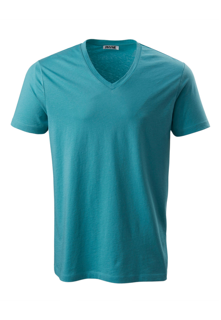 ["Turquoise", " V-Neck T-Shirt von PHYNE für Männer in türkis"]